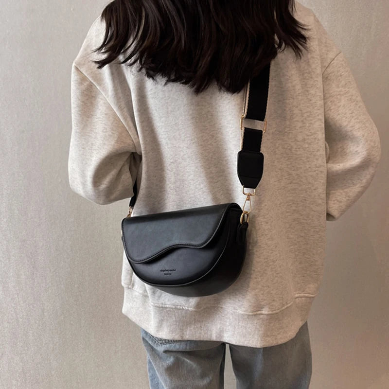 SoftSway™ Vintage Saddle Bag
