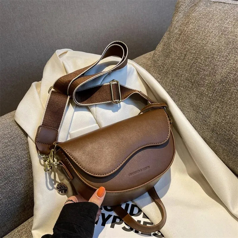 SoftSway™ Vintage Saddle Bag