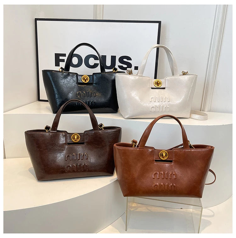 The Valen™ Leather Messenger Bag