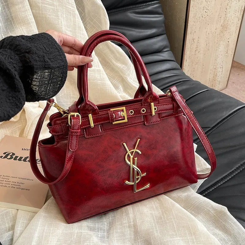 MetroMuse™ Compact Crossbody