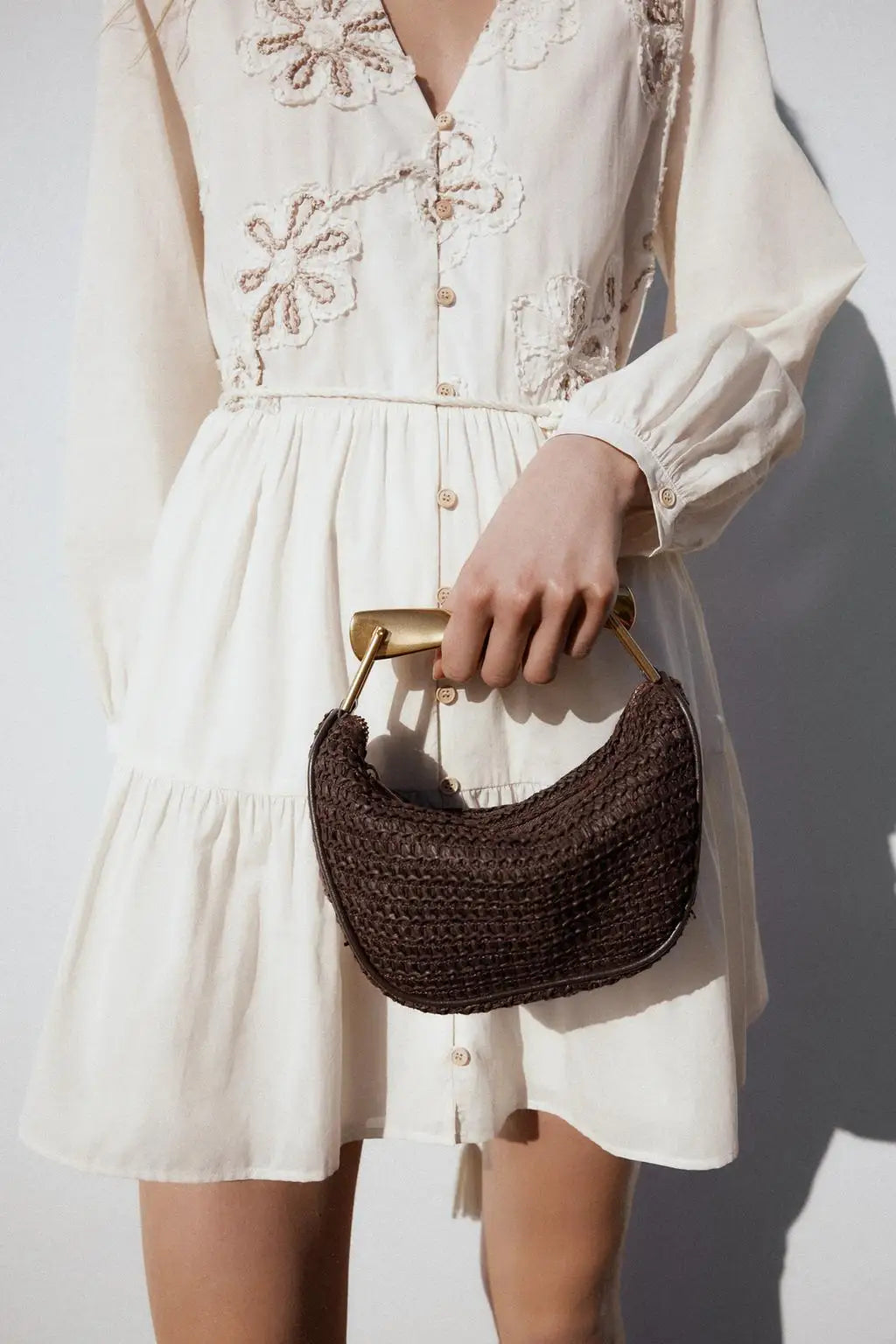 The Soleil Curve™ – Woven Half-Moon Chain Bag