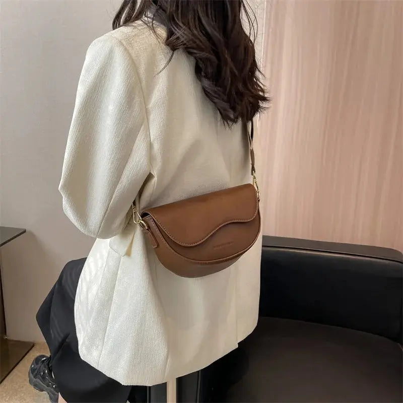 SoftSway™ Vintage Saddle Bag