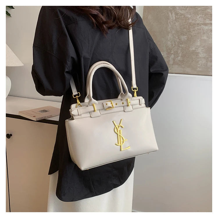 MetroMuse™ Compact Crossbody