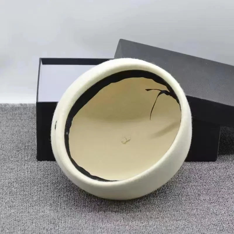 ChicWool™ Parisian Winter Beret – Cozy Elegance for Women