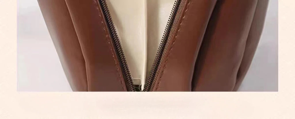 GlowCase™ PU Leather Makeup Bag – Waterproof Edition