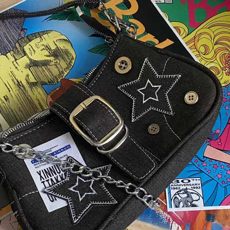 StarStrut Canvas Chic