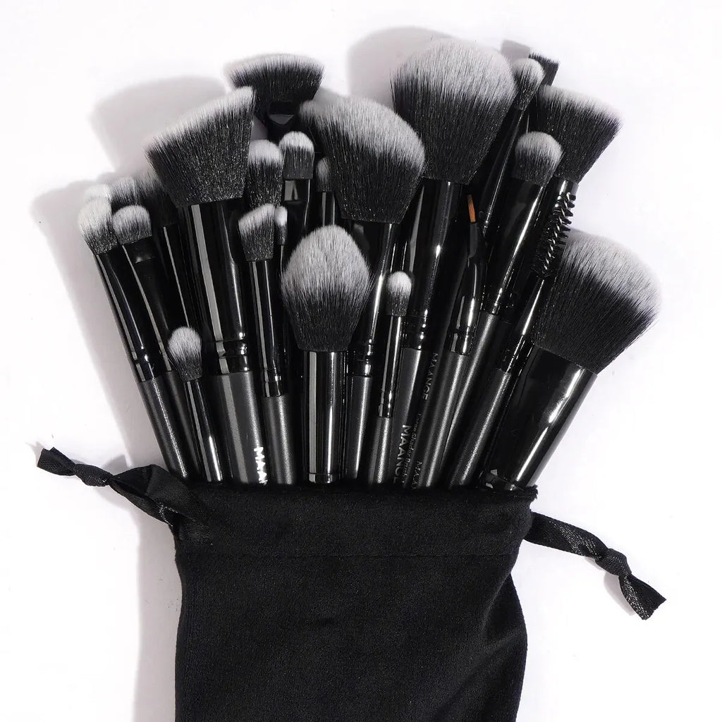 LunaBlend 30-Piece Pro Brush Set