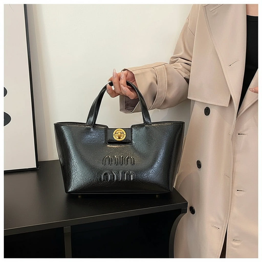 The Valen™ Leather Messenger Bag