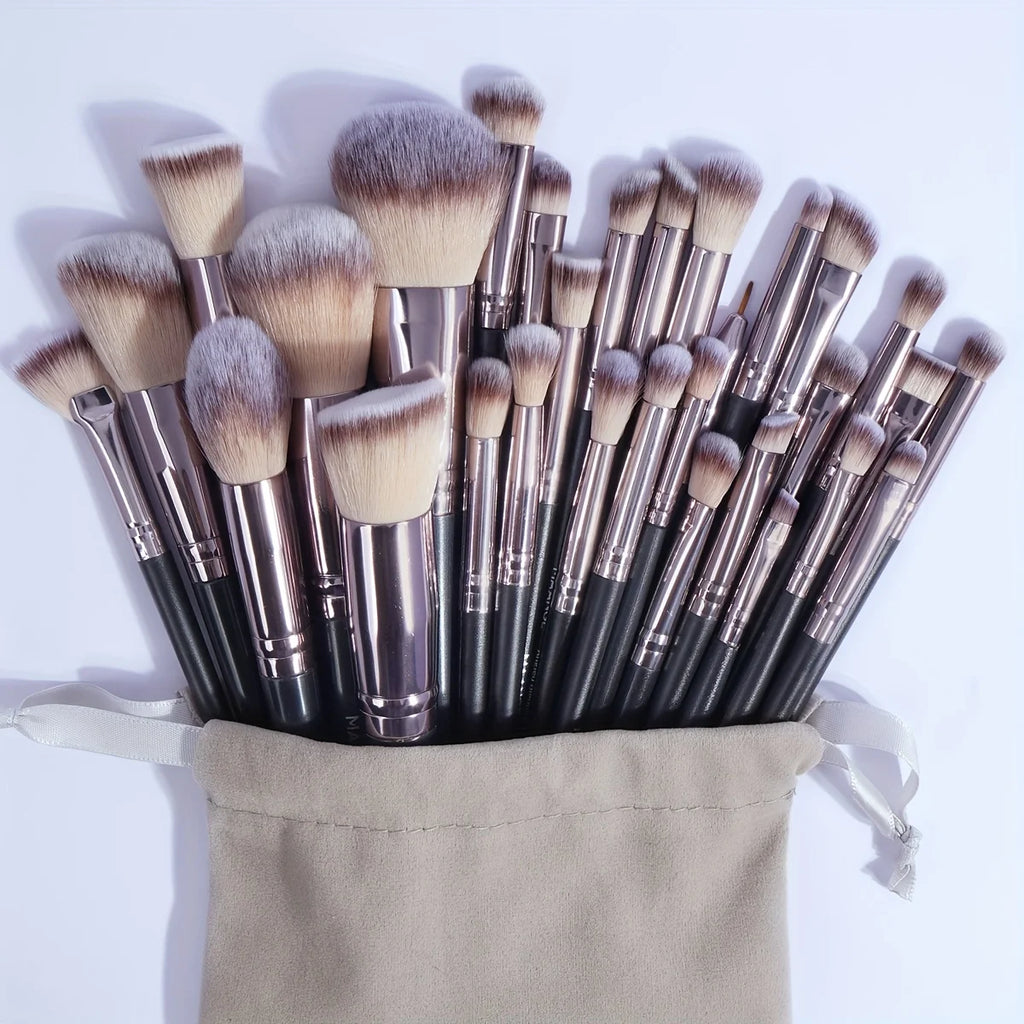 LunaBlend 30-Piece Pro Brush Set