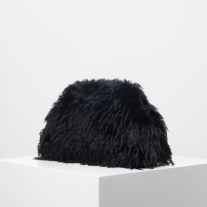 BlushBelle™ Soft Kiss Clutch
