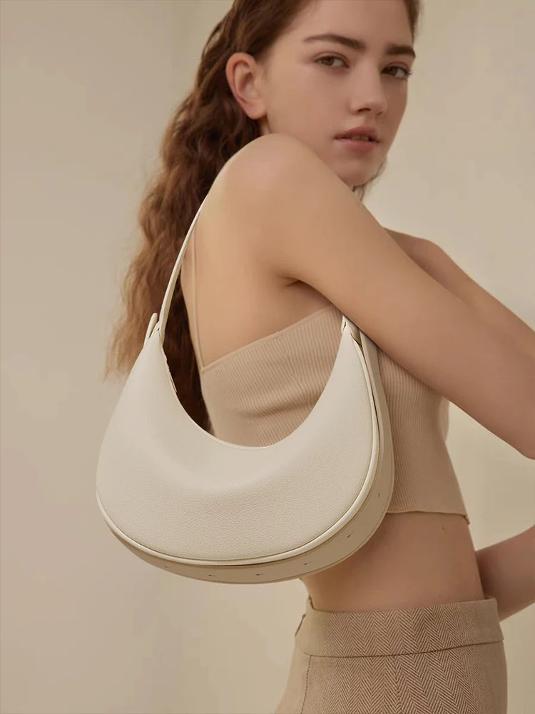 Marais Curve — Hobo Shoulder Bag