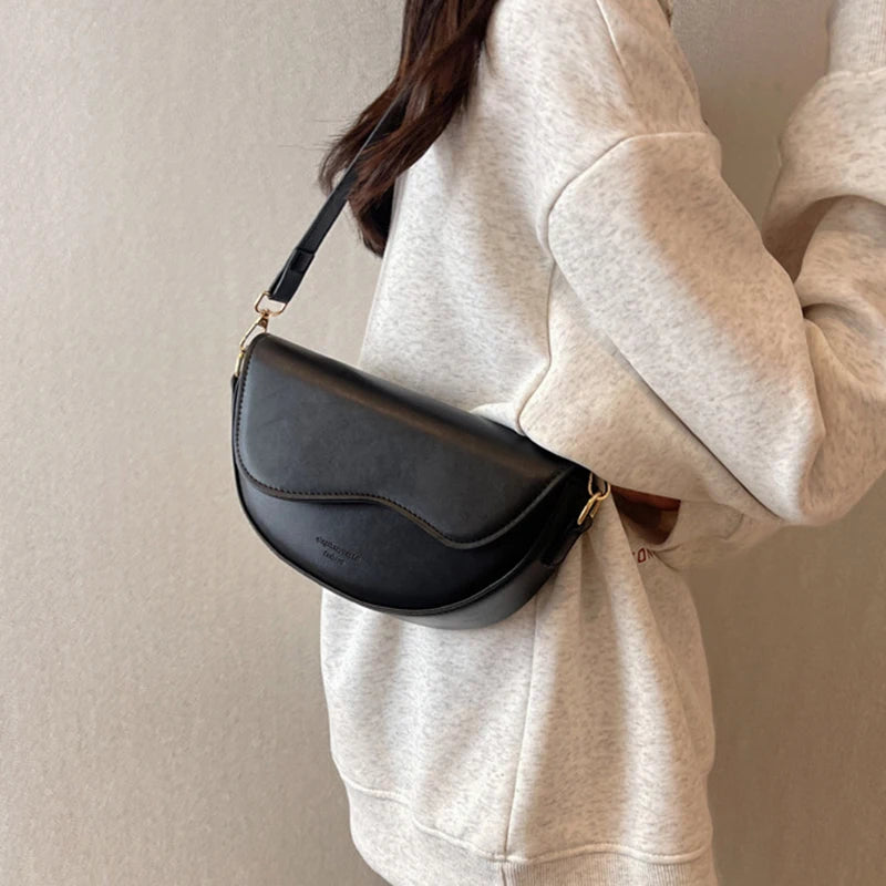 SoftSway™ Vintage Saddle Bag